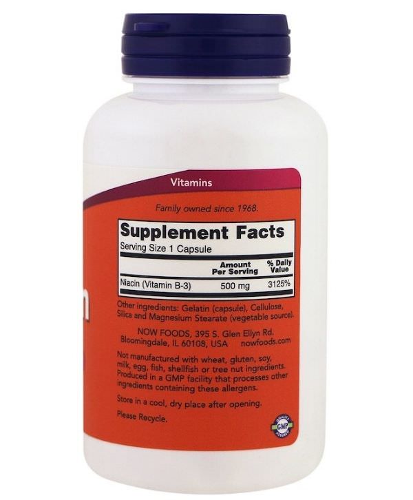 Une bouteille de Now Foods - Niacine, 500 mg, 100 capsules supplémentaires sur fond blanc.