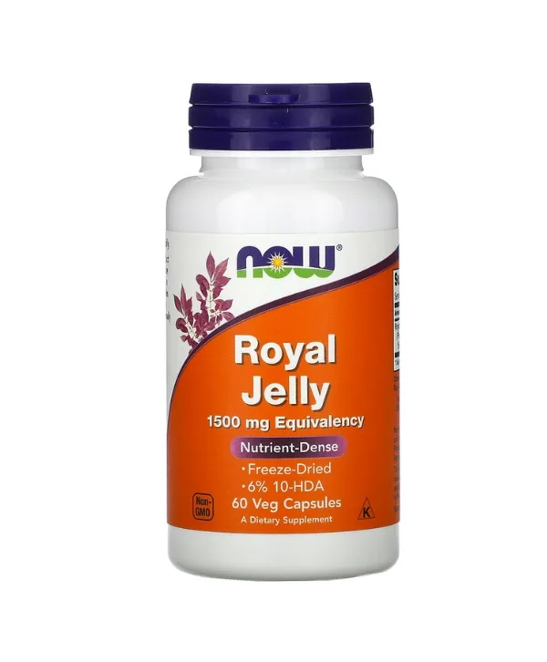 Une bouteille blanche de NOW Foods Gelée royale, 1500 mg, 60 capsules végétariennes, avec un bouchon violet, une étiquette orange et la mention non-OGM.