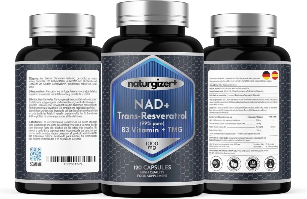 Trois bouteilles de Naturgizer+ NAD, Resvératrol, Niacinamide, TMG 1000 mg (120 gélules), complément anti-âge et revitalisant, sont présentées, avec des étiquettes avant et arrière indiquant les ingrédients et les informations sur le produit.
