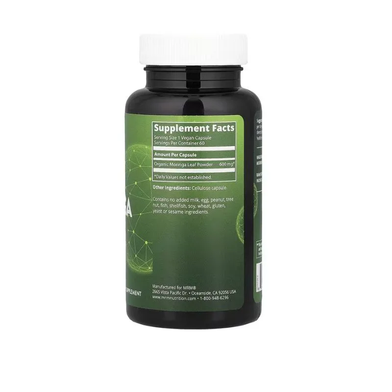 Une bouteille noire de MRM Nutrition - Moringa Leaf contient 60 gélules végétaliennes, chacune contenant 600 mg de poudre de feuille de moringa biologique, comme indiqué sur l'étiquette verte.